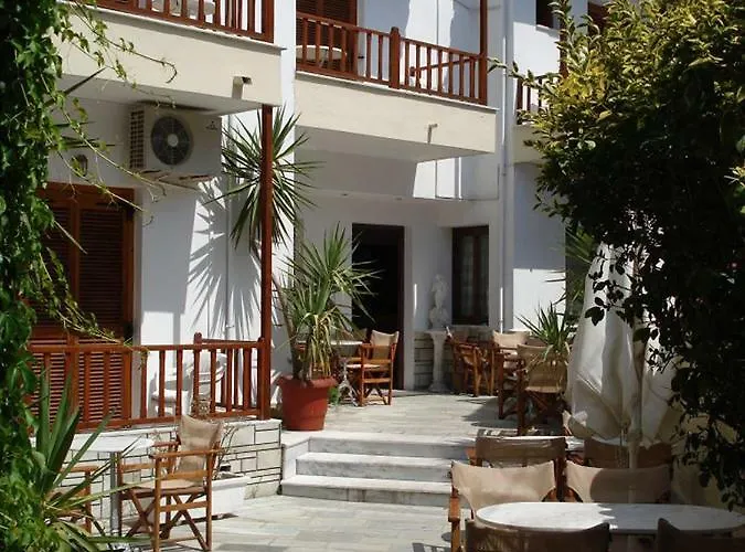 Ξενοδοχείο Noera 3*